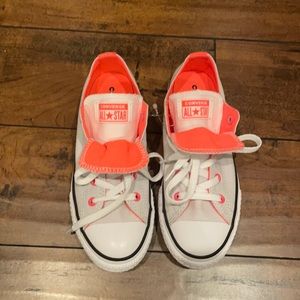 NWOB Converse double tongue size 3 (big kid)
